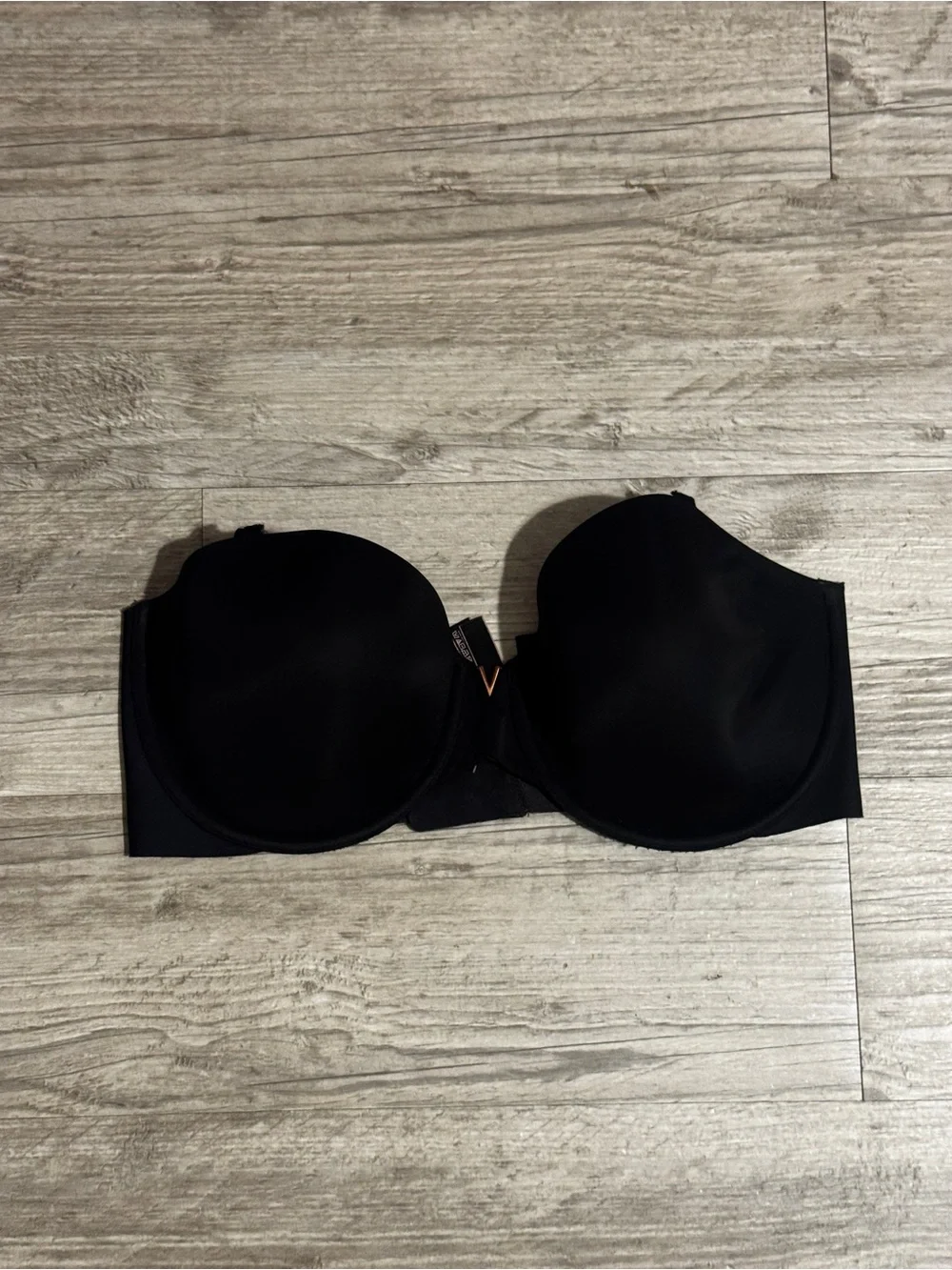 Victoria's Secret Black Strapless Bra 36DD